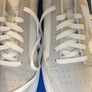Adidas original white continental shoes 7 women